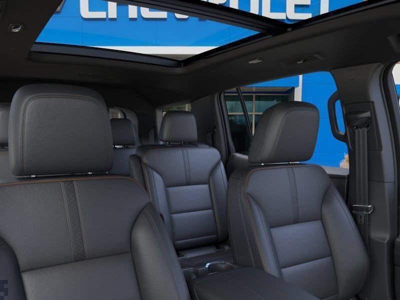 New 2026 Chevrolet Traverse High Country w/ LPO, Floor Liner Package AWD/4WD image 62