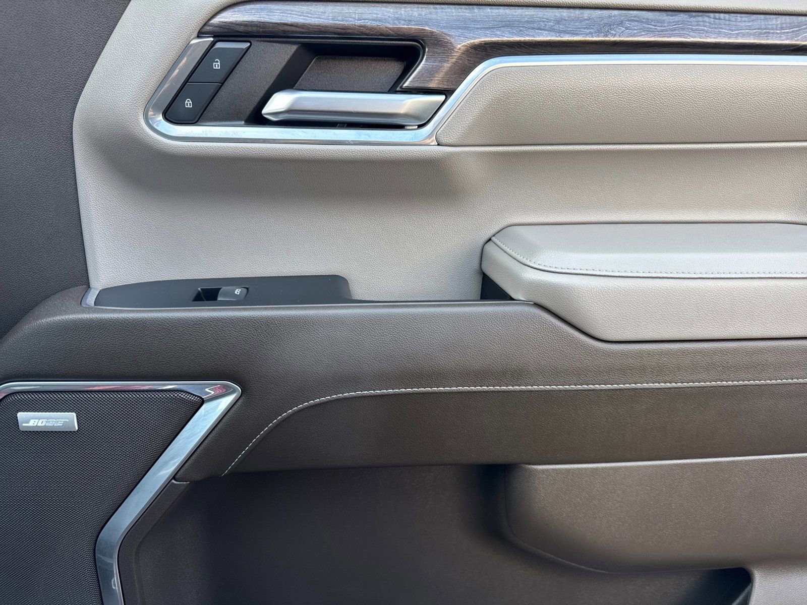 Used 2024 Chevrolet Silverado 1500 LTZ image 18