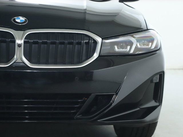 Used 2025 BMW 330i xDrive Sedan AWD/4WD image 9