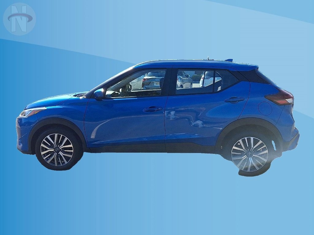 Used 2024 Nissan Kicks SV w/ Interior Electronics Package FWD image 5