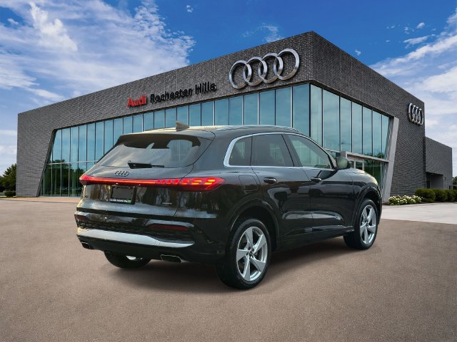 Certified 2025 Audi Q5 Premium Plus AWD/4WD image 5