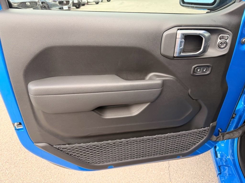 New 2026 Jeep Gladiator Sport image 14