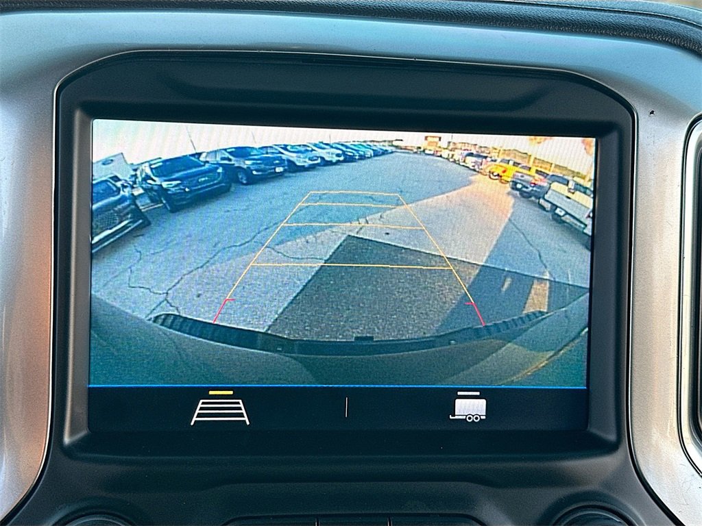 Used 2022 Chevrolet Silverado 2500 LT w/ Convenience Package image 13