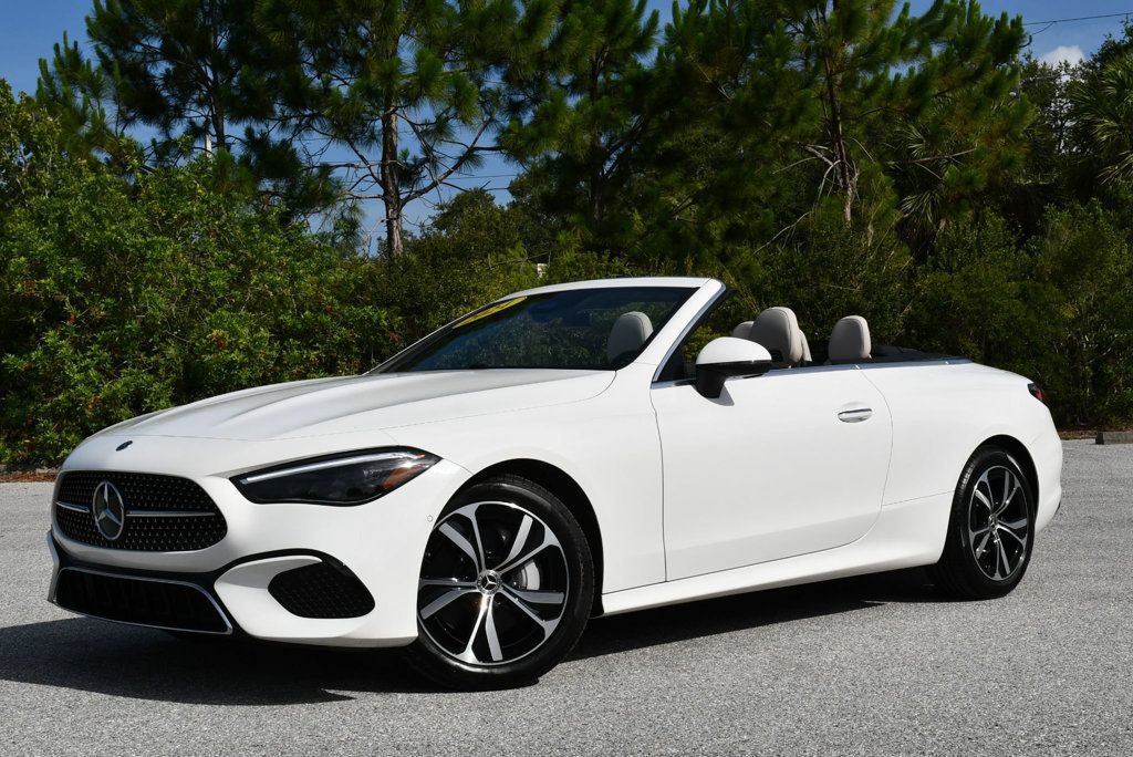 Used 2024 Mercedes-Benz CLE 300 4MATIC Cabriolet image 20