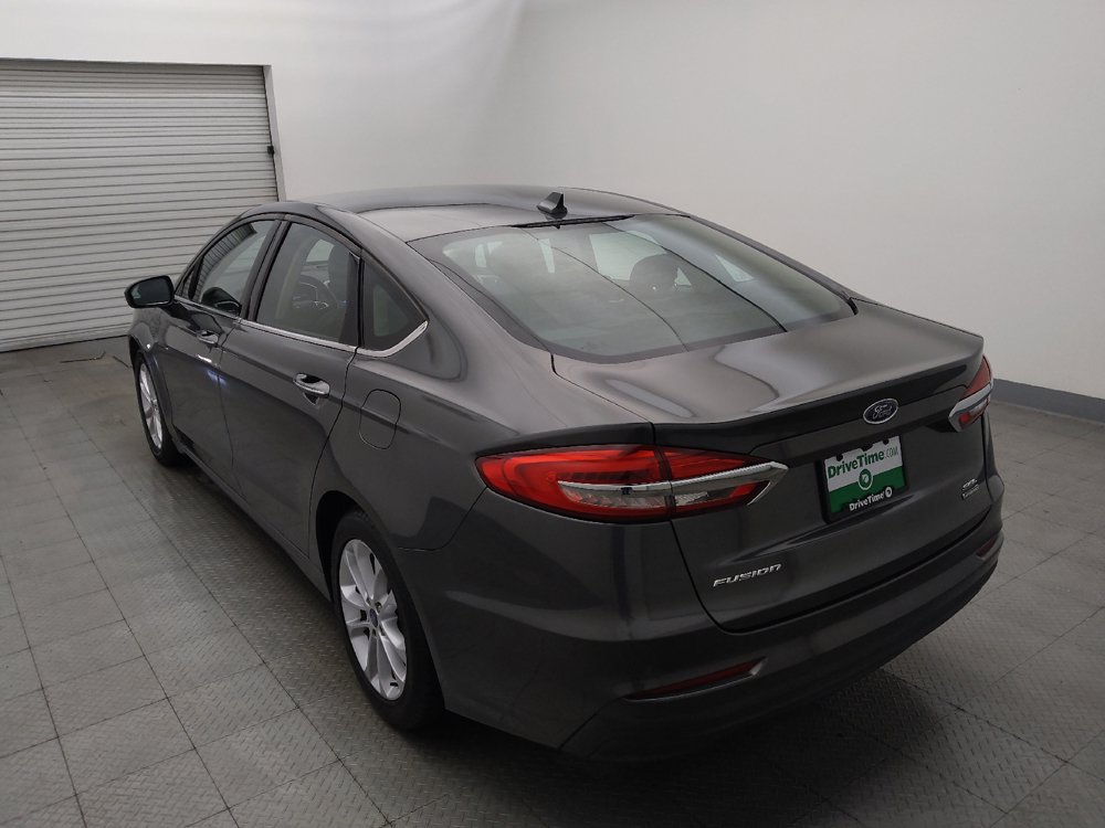 Used 2020 Ford Fusion SEL FWD image 5