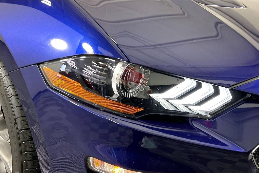 Used 2019 Ford Mustang GT Premium w/ Equipment Group 401A RWD image 35