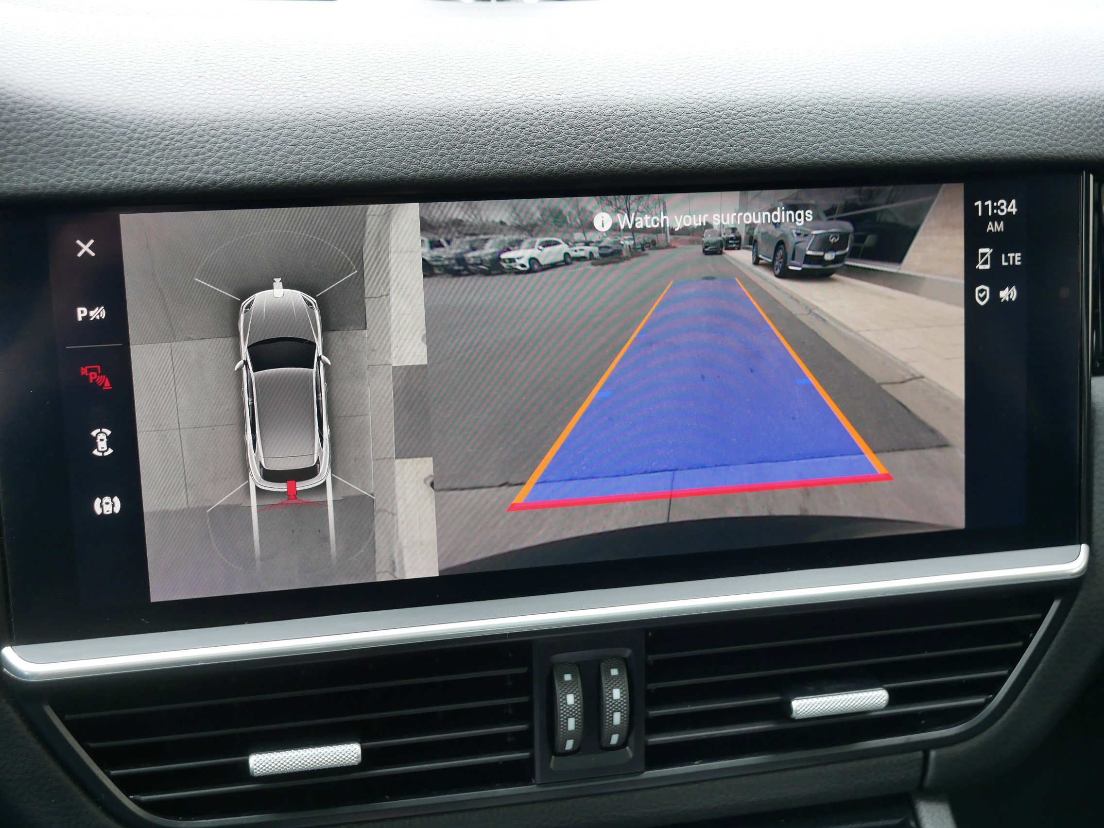 Used 2023 Porsche Cayenne image 27