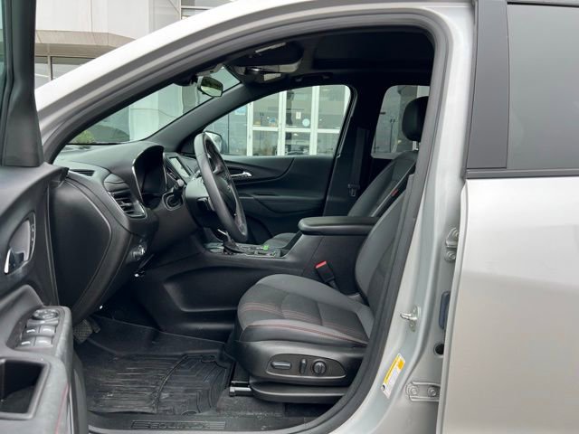 Used 2022 Chevrolet Equinox RS image 9