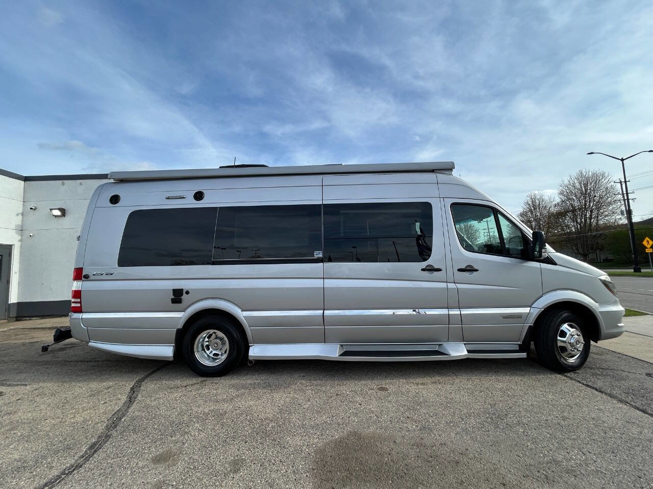 Used 2017 Mercedes-Benz Sprinter 3500 image 3