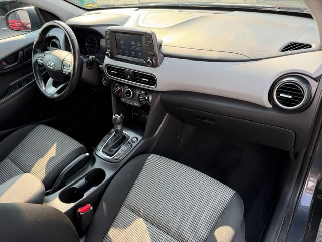 Used 2018 Hyundai Kona SEL AWD/4WD image 16