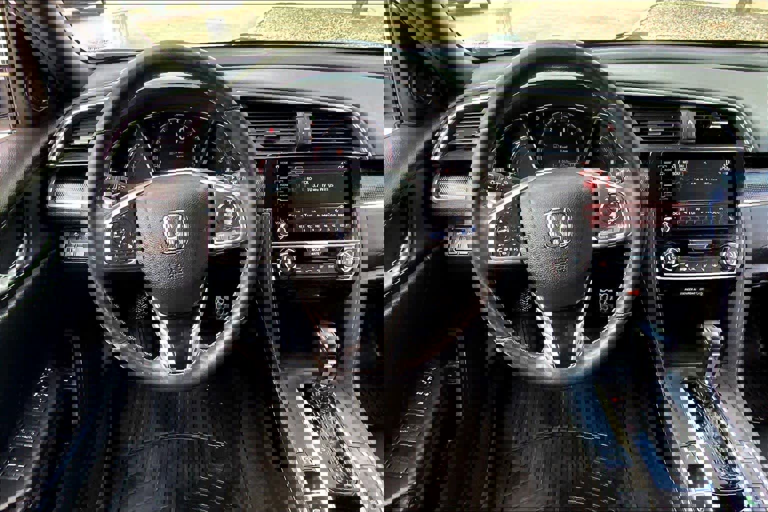 Used 2020 Honda Civic Sport image 6