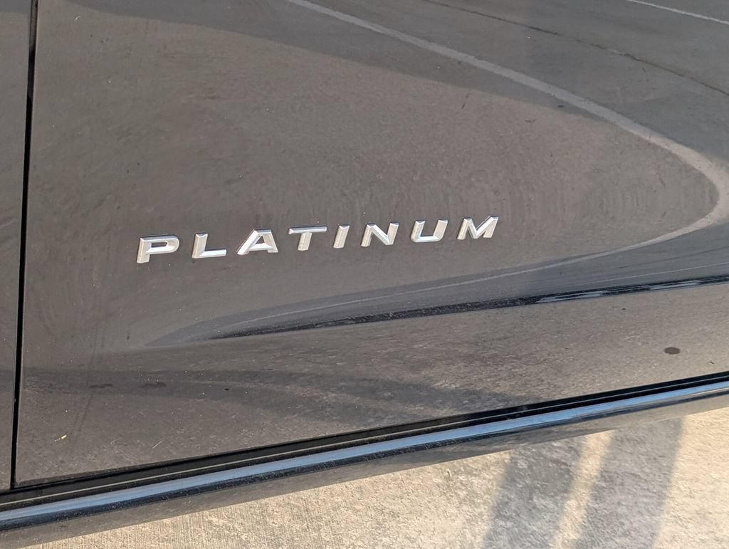 New 2025 Ford Expedition Platinum w/ Platinum Ultimate Package AWD/4WD image 5