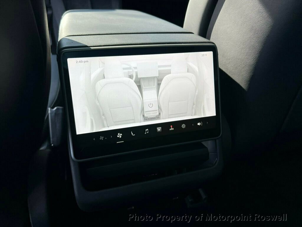 Used 2024 Tesla Model 3 image 21