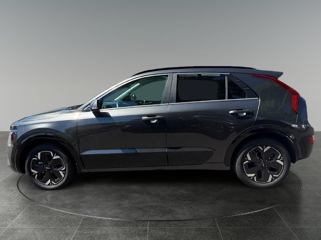 Used 2025 Kia Niro Wind FWD image 6