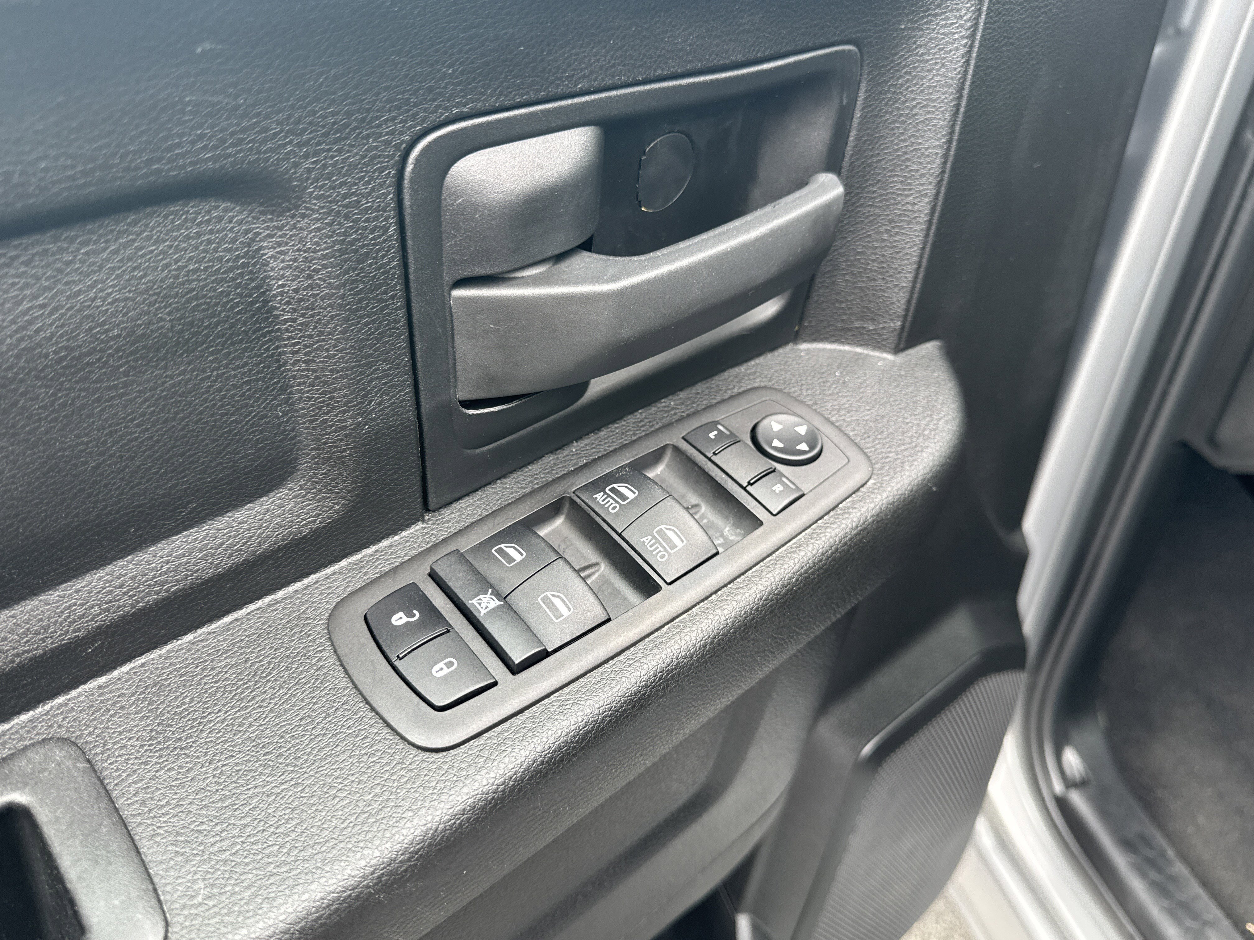 Used 2023 RAM 1500 Tradesman w/ Tradesman SXT Package image 11