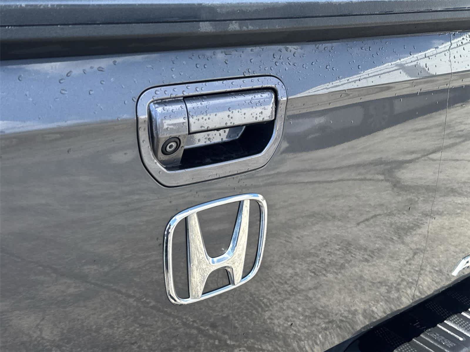 Used 2017 Honda Ridgeline RTL-T image 10