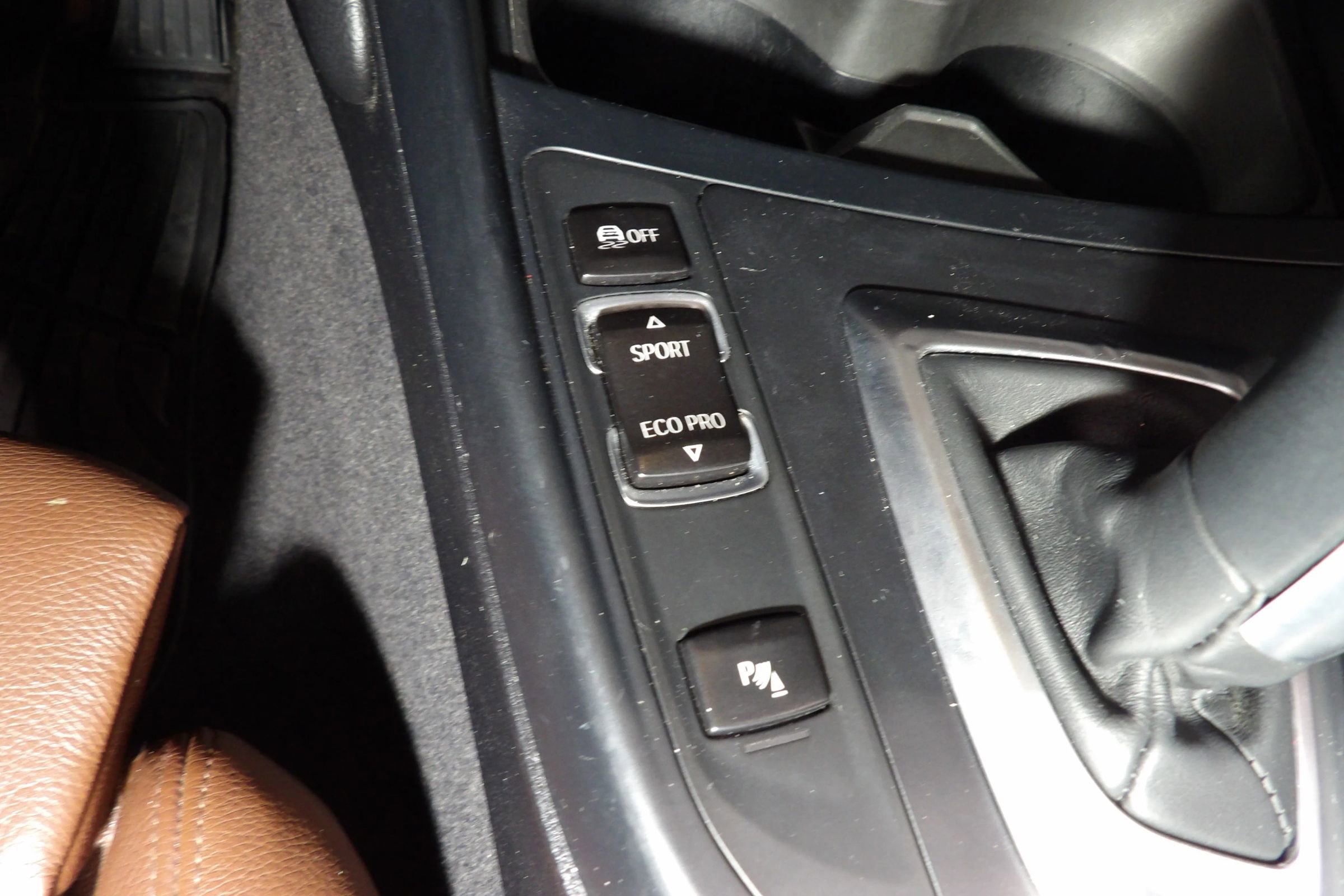 Used 2016 BMW M235i xDrive Convertible image 16