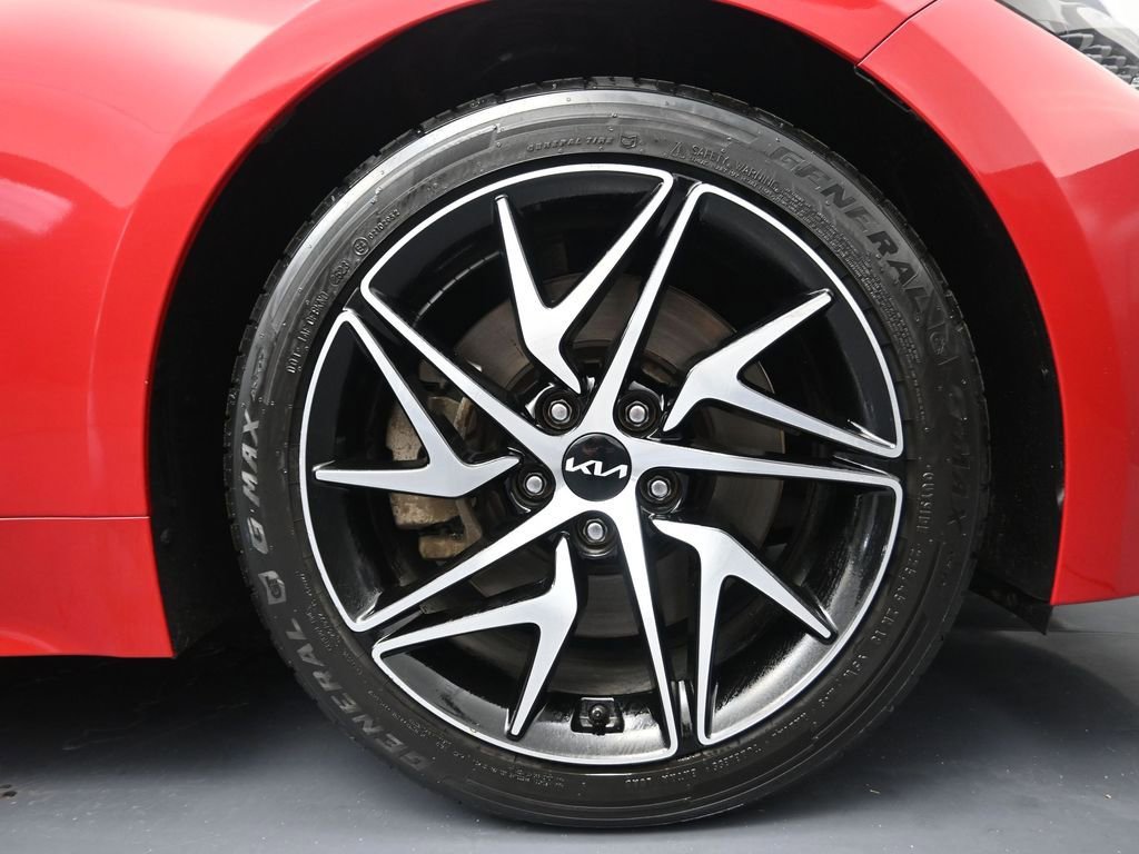 Used 2022 Kia Stinger GT-Line w/ Sun & Sound Package image 5
