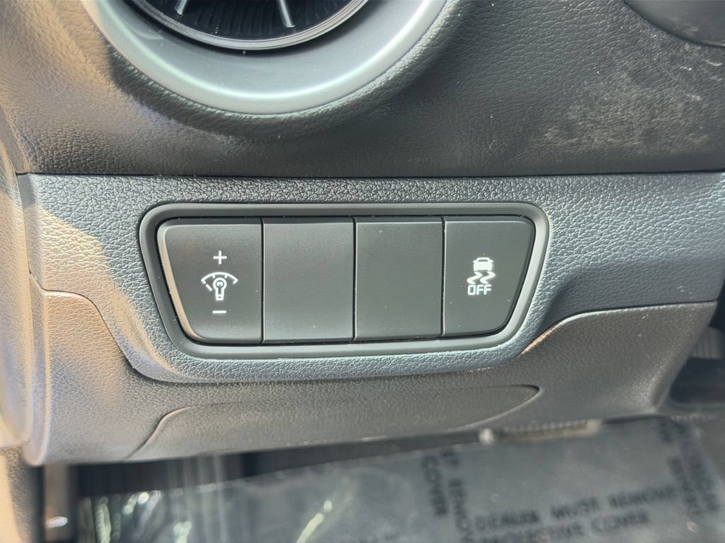 Certified 2023 Kia Forte LXS FWD image 29
