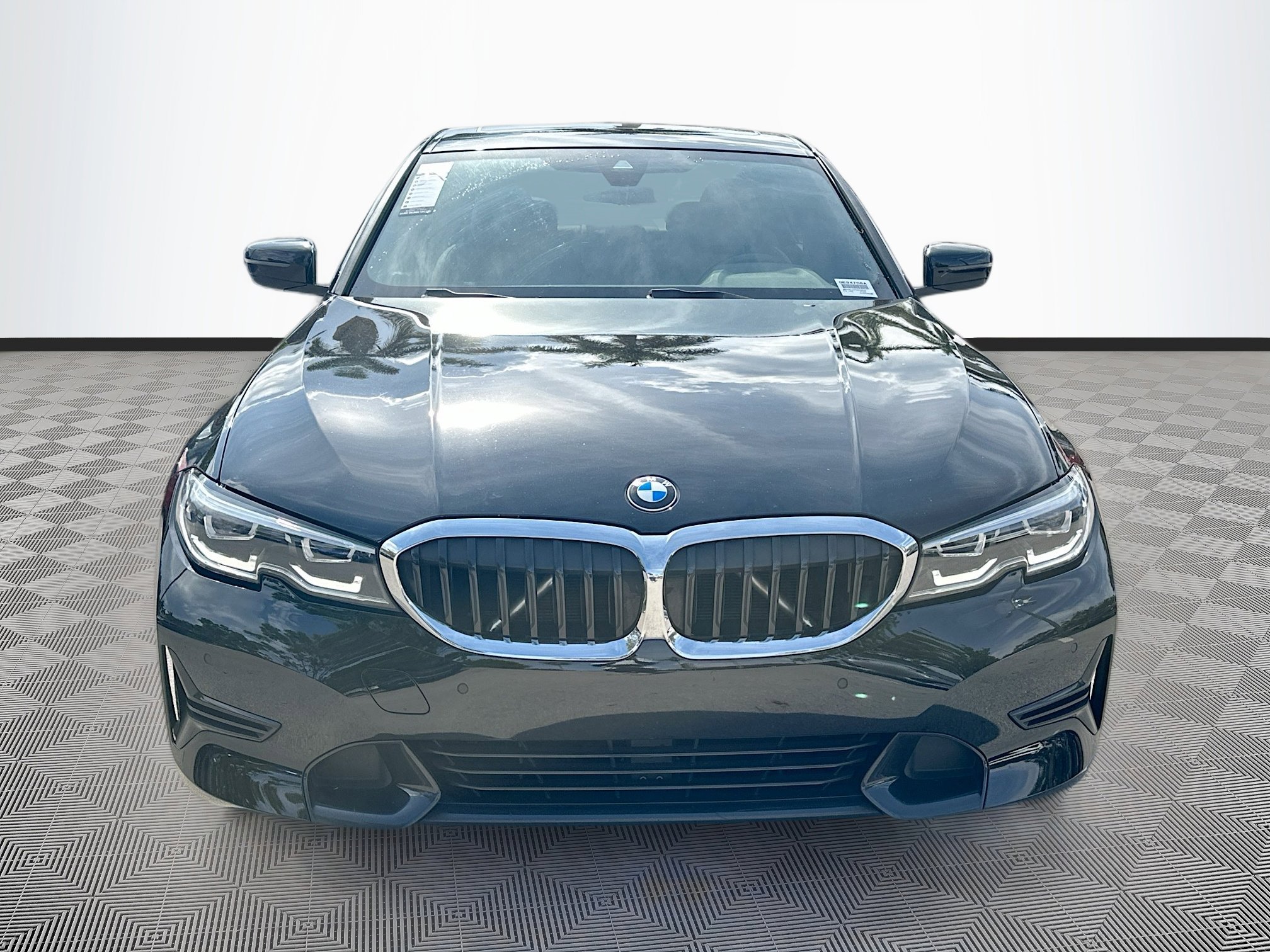 Certified 2022 BMW 330i Sedan w/ Driving Assistance Package image 2