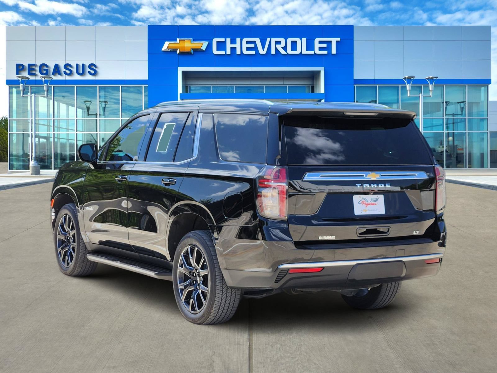 Certified 2023 Chevrolet Tahoe LT w/ LT Signature Plus Package AWD/4WD image 4
