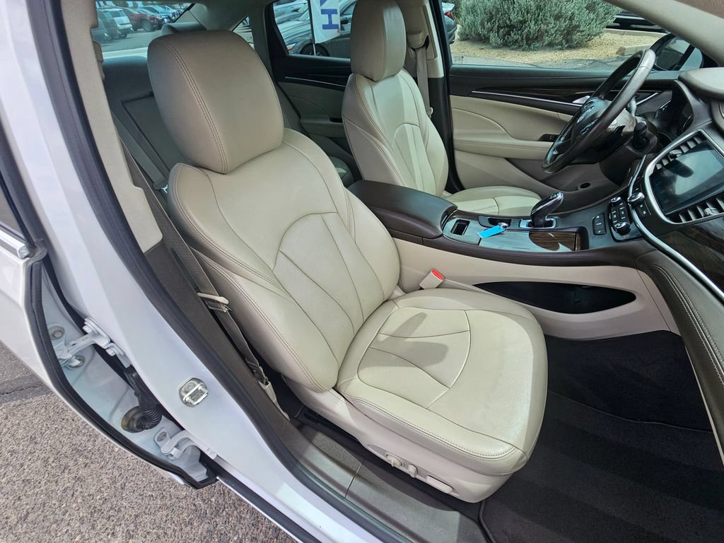 Used 2017 Buick LaCrosse Essence w/ Dynamic Driver Package FWD image 12