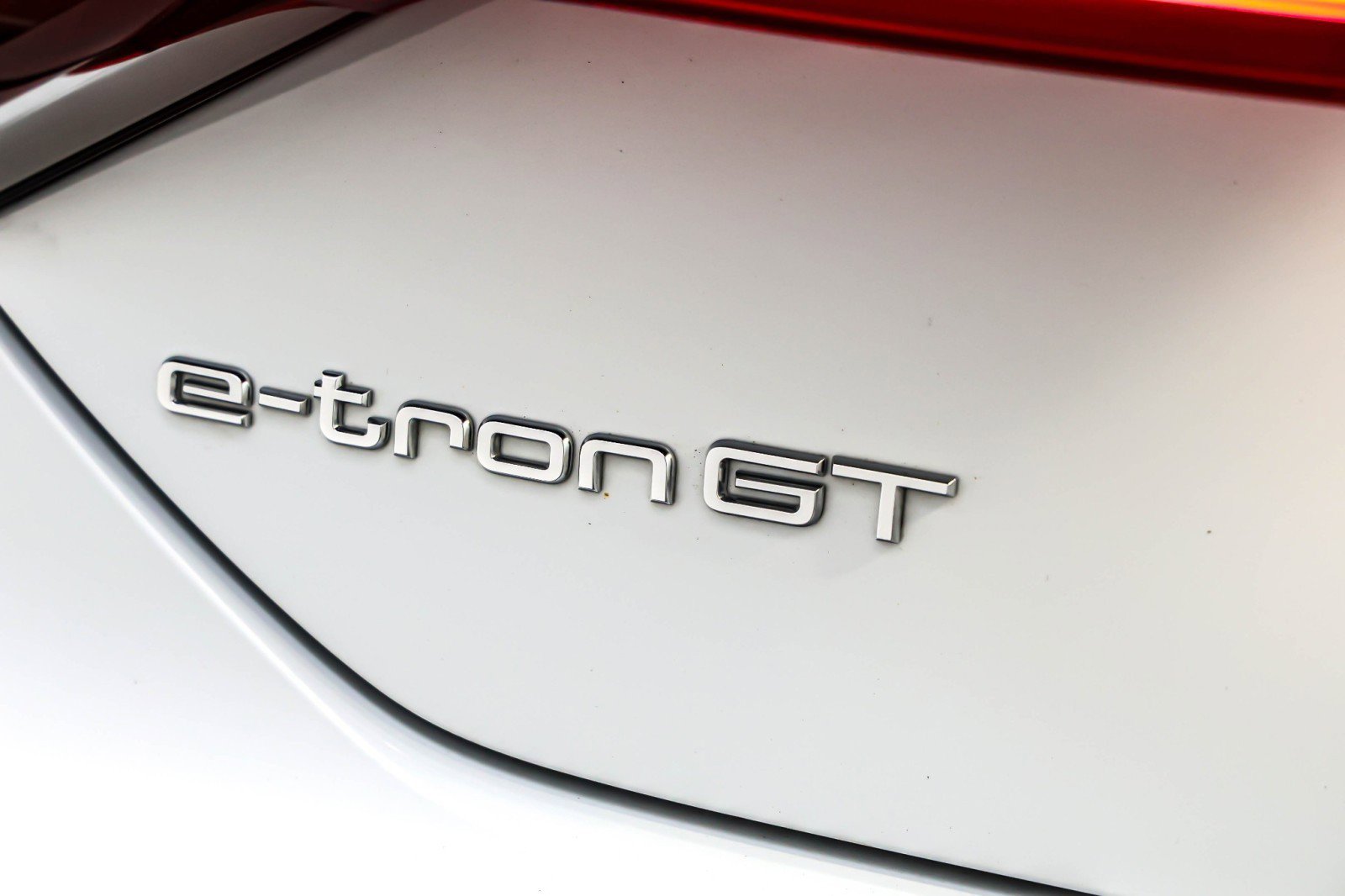 Used 2024 Audi e-tron GT Premium Plus image 9