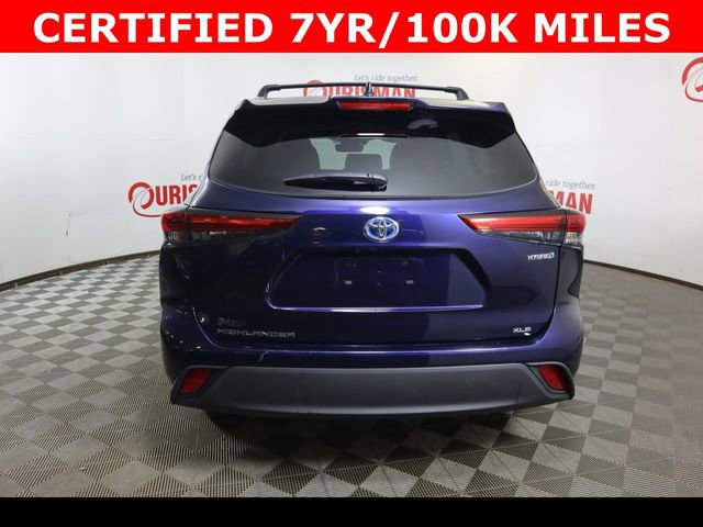 Used 2021 Toyota Highlander XLE image 11