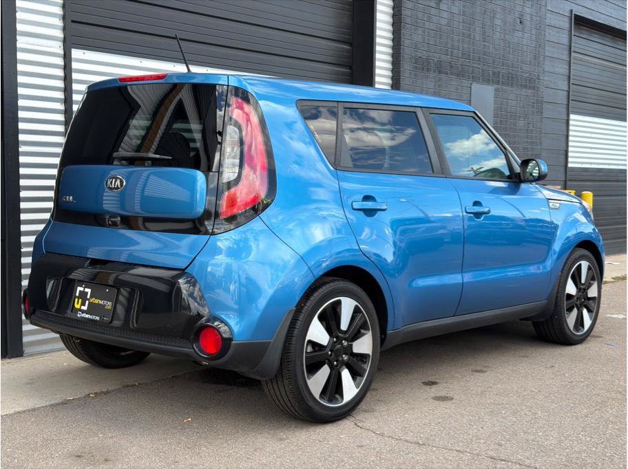 Used 2016 Kia Soul + w/ Designer's Package FWD image 3