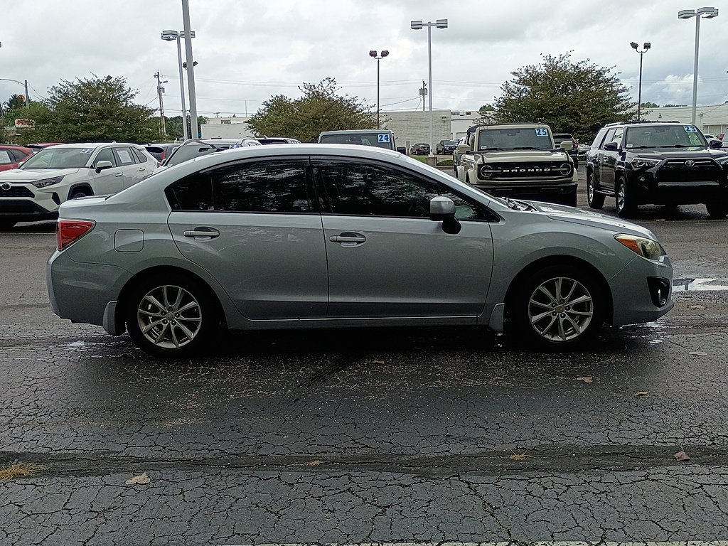 Used 2013 Subaru Impreza 2.0i Premium AWD/4WD image 2