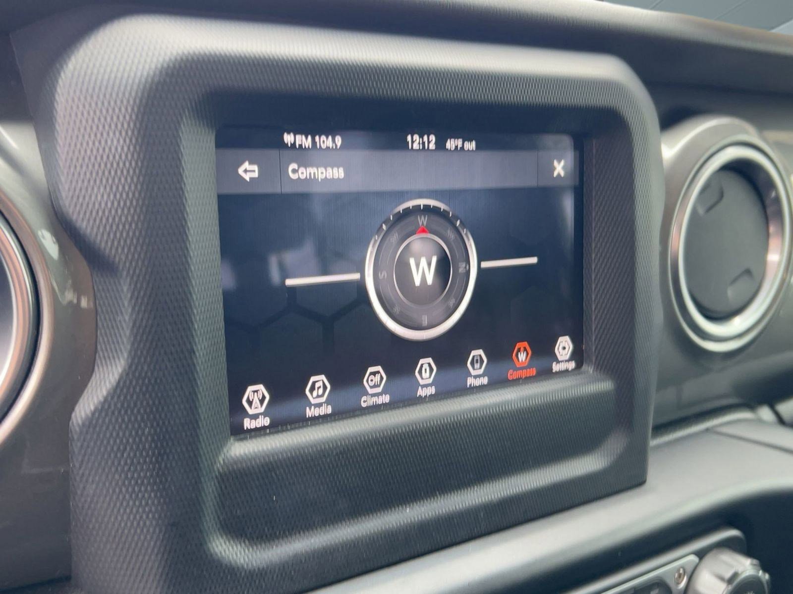 Used 2019 Jeep Wrangler Unlimited Sahara image 24