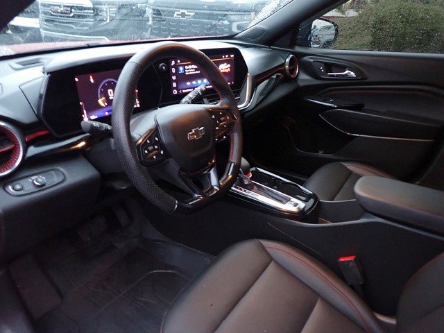 Certified 2024 Chevrolet Trax RS w/ Driver Confidence Package image 19