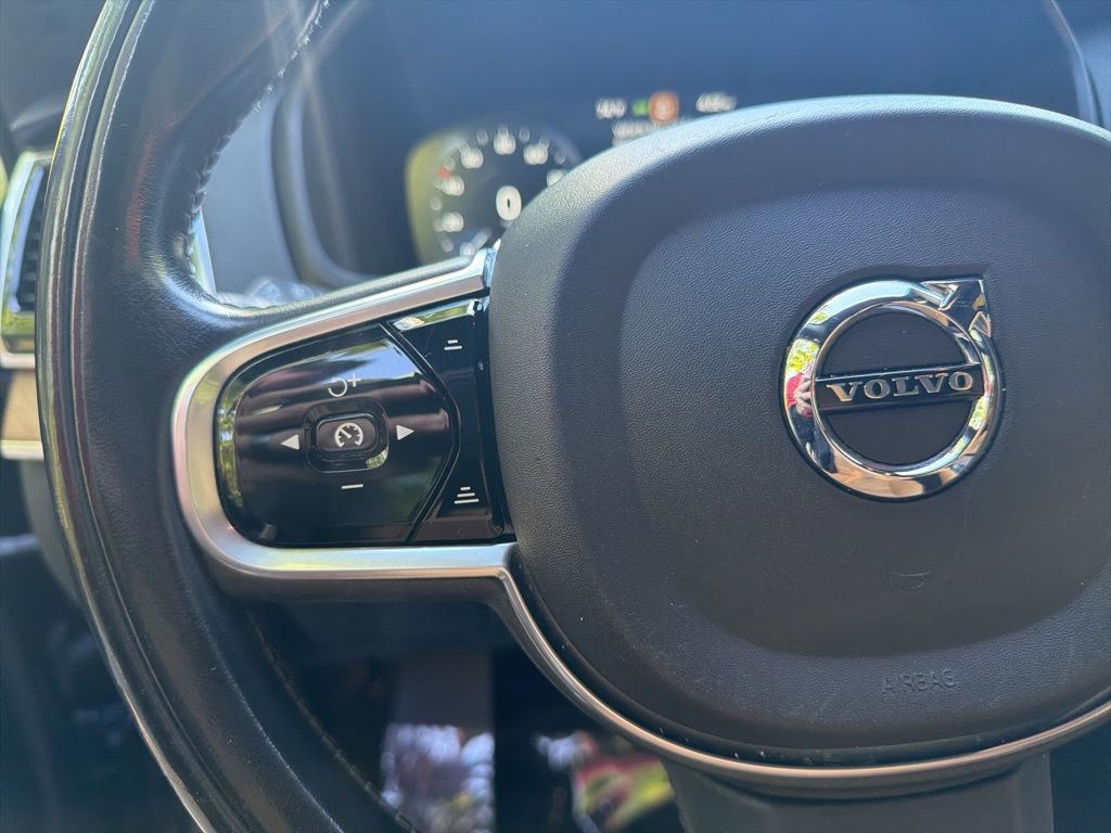 Used 2017 Volvo XC90 T6 Inscription w/ Vision Package image 22