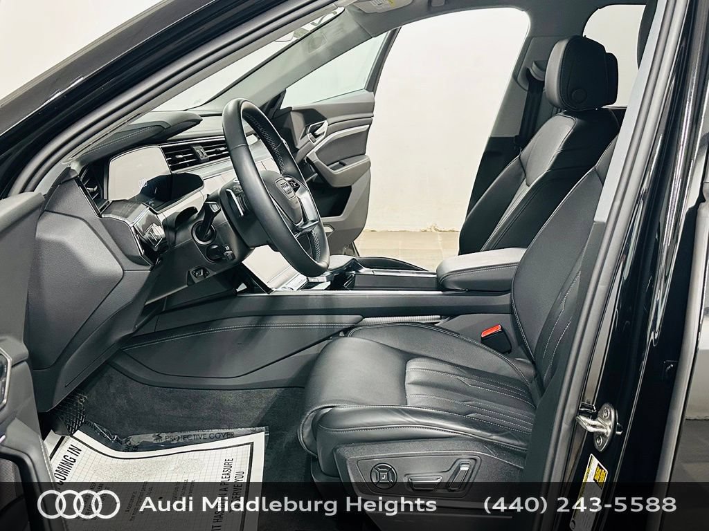 Certified 2024 Audi Q8 e-tron Prestige w/ Prestige Package AWD/4WD image 13