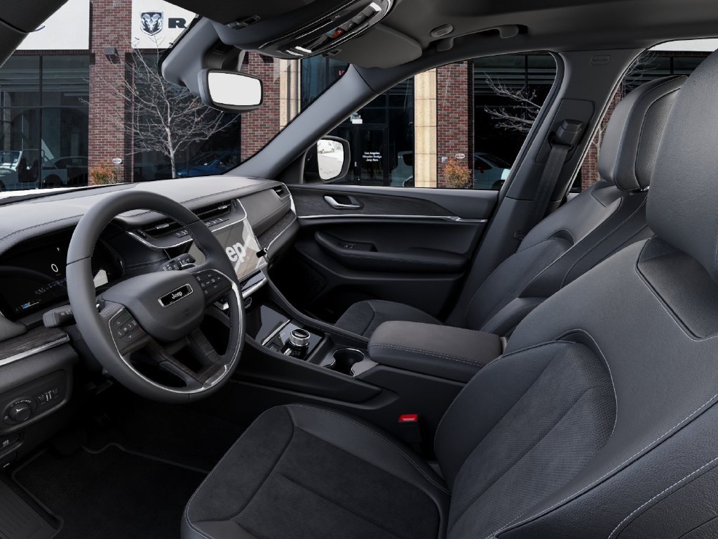 New 2026 Jeep Grand Cherokee Altitude AWD/4WD image 22