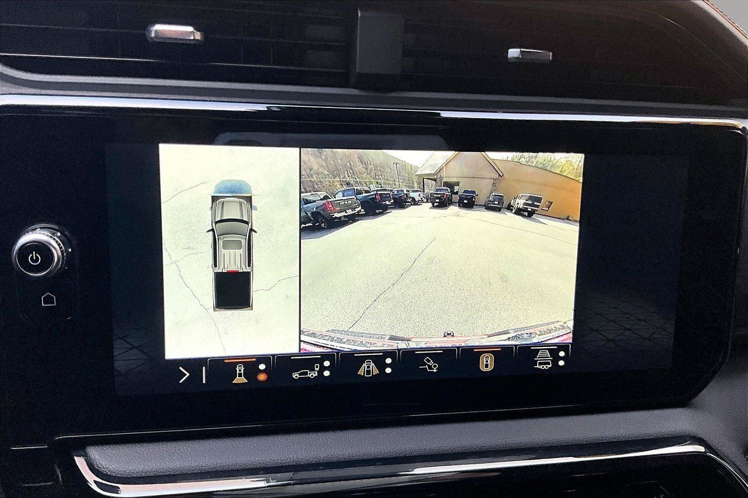 Used 2025 GMC Sierra 1500 AT4 w/ AT4 Premium Package AWD/4WD image 22
