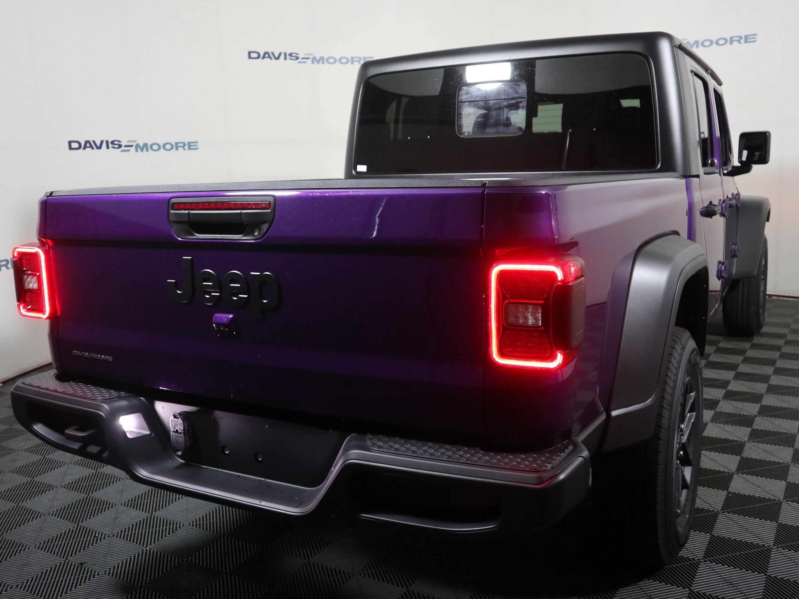 New 2026 Jeep Gladiator Sport AWD/4WD image 6