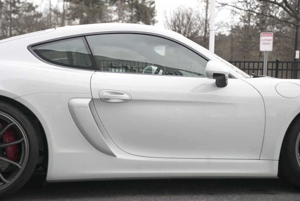 Used 2016 Porsche Cayman GT4 RWD image 25