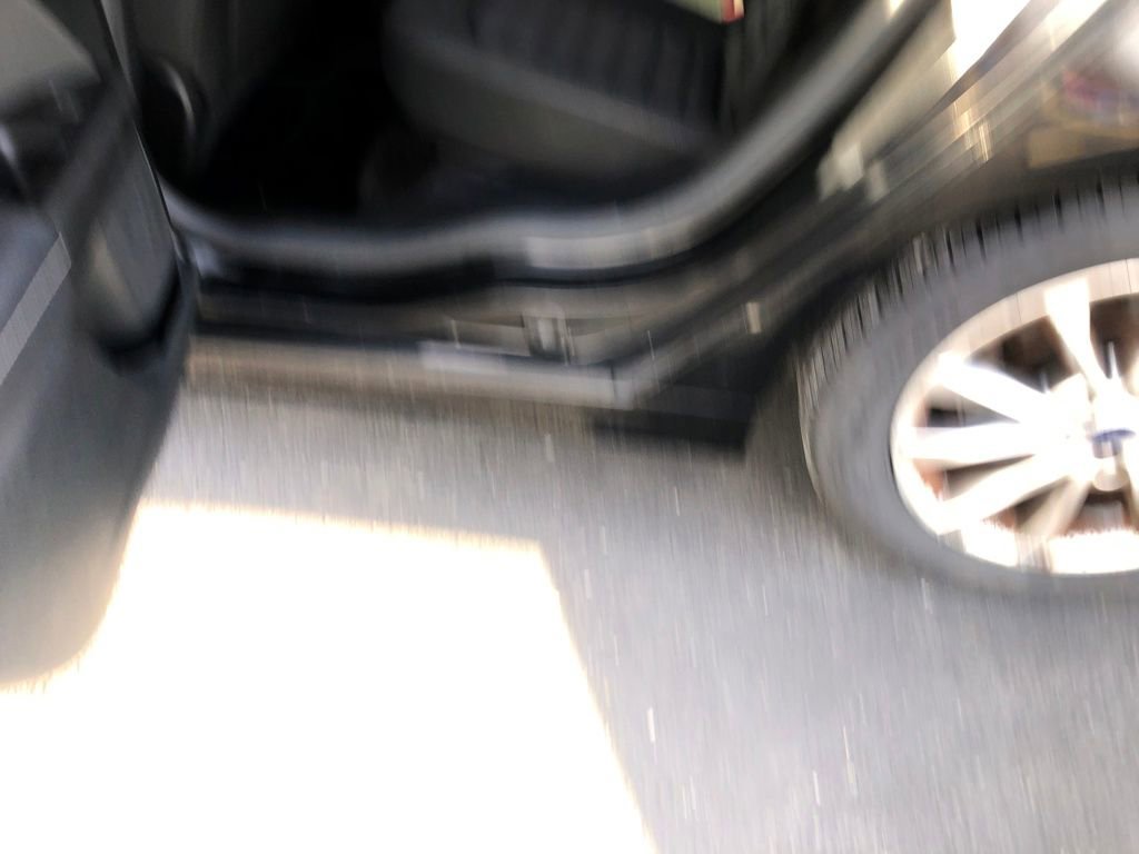 Used 2017 Ford Fusion SE image 23