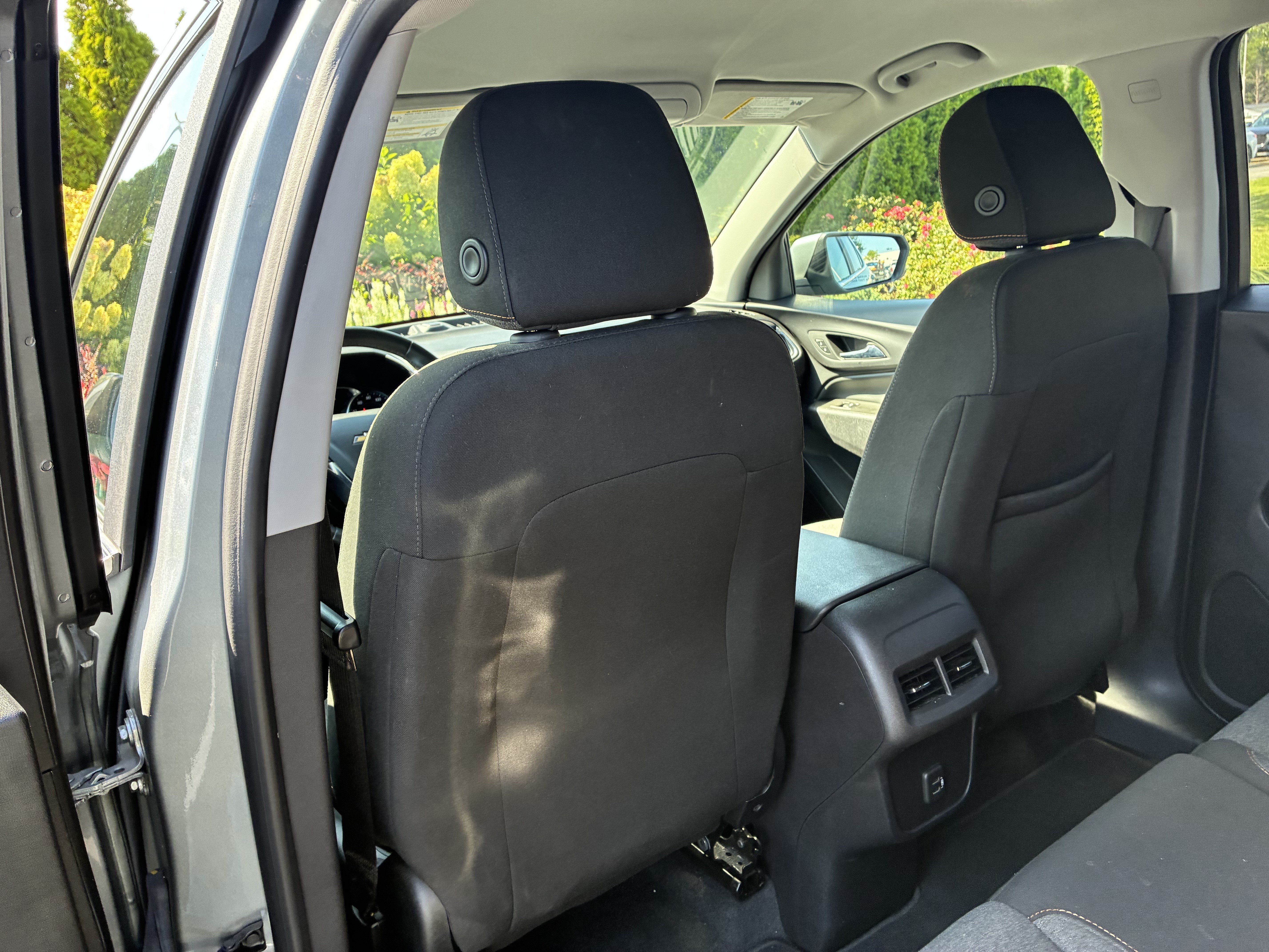 Used 2024 Chevrolet Equinox LT FWD image 16