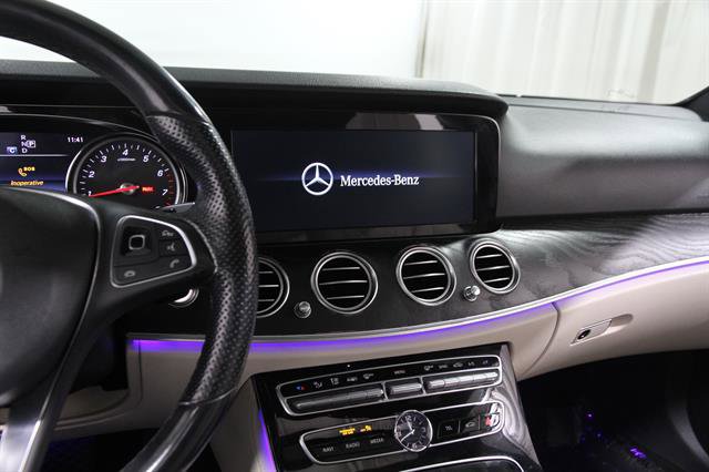 Used 2017 Mercedes-Benz E 300 4MATIC image 9