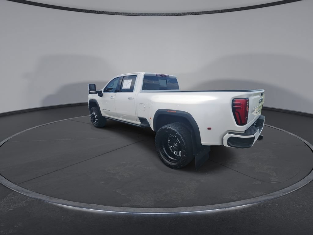 Used 2024 GMC Sierra 3500 Denali Ultimate AWD/4WD image 6