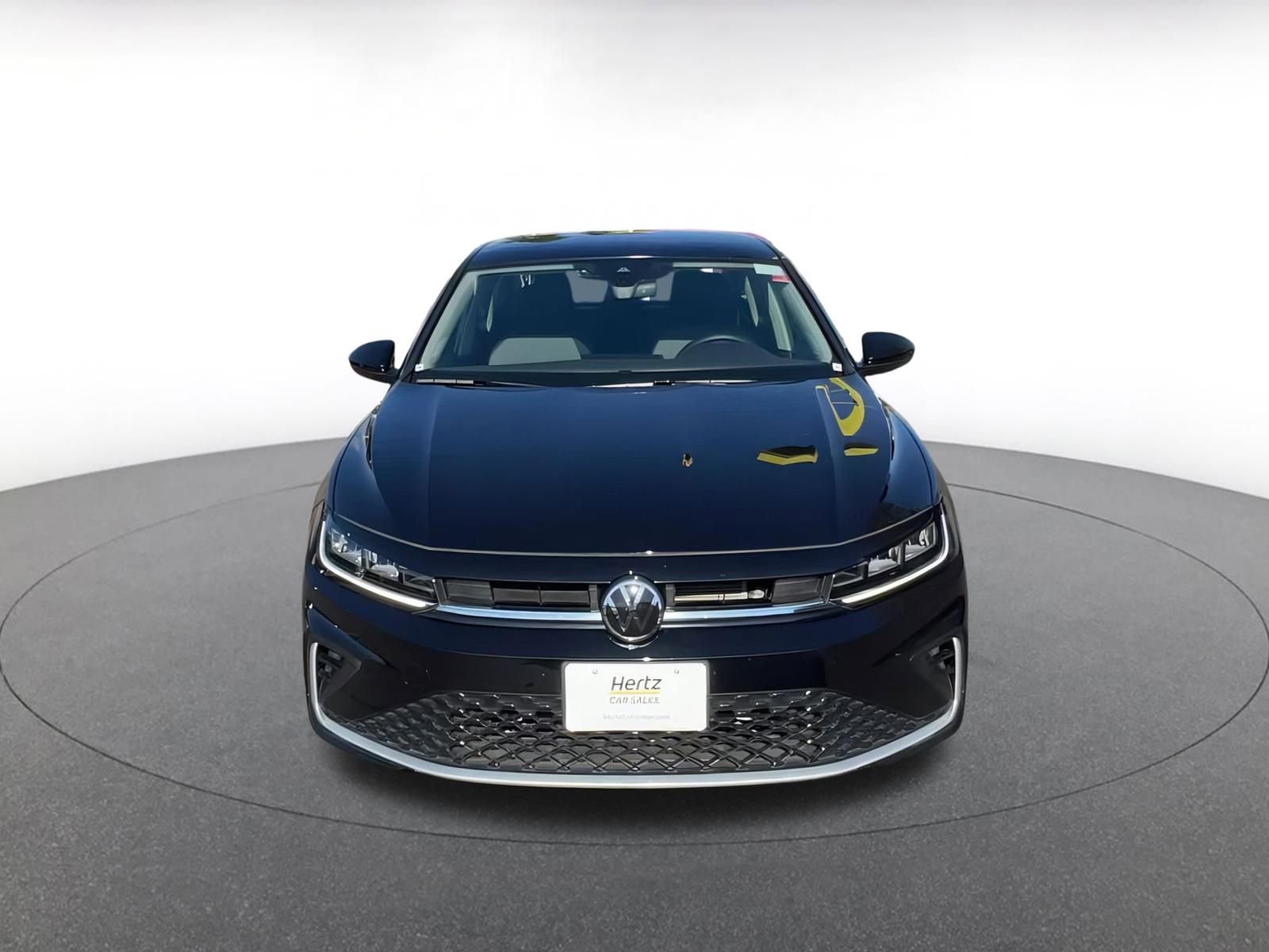 Used 2025 Volkswagen Jetta SE image 4