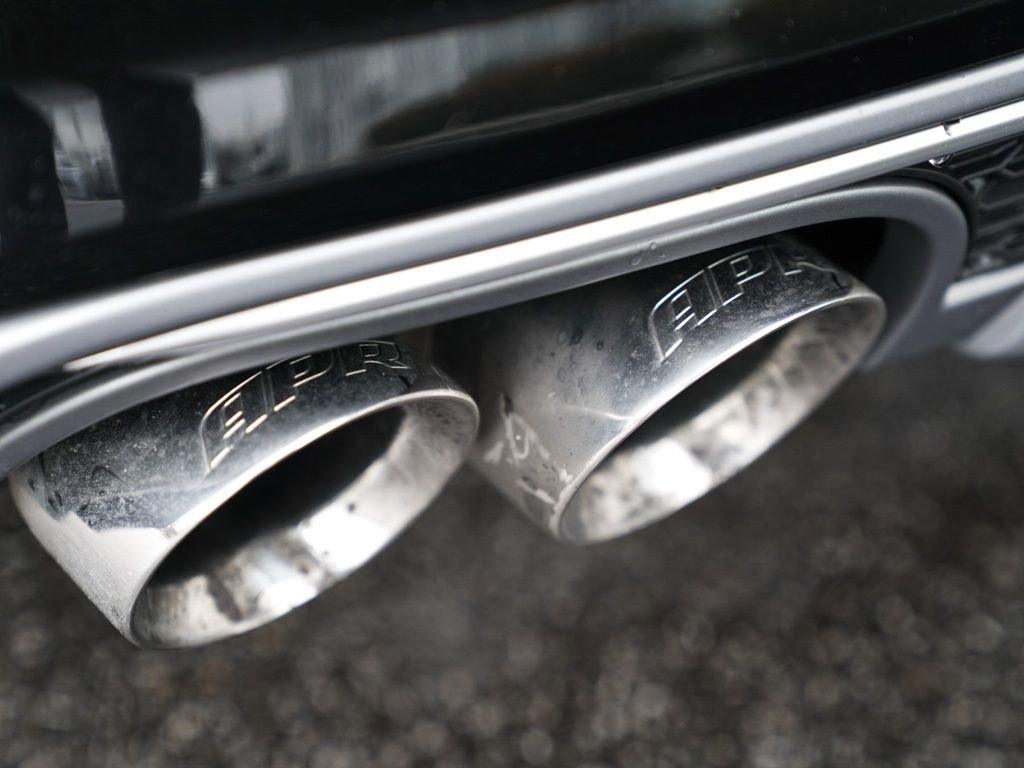 Used 2016 Audi S6 Prestige w/ Prestige Package image 16