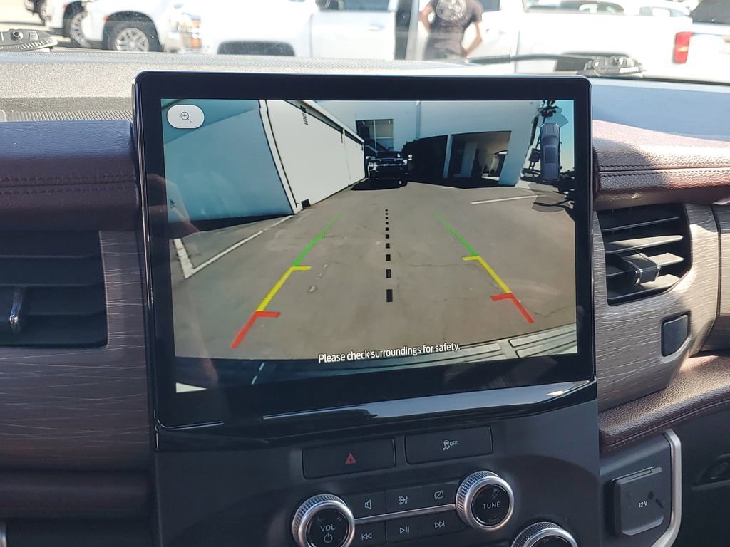 Used 2023 Ford Expedition Limited image 31