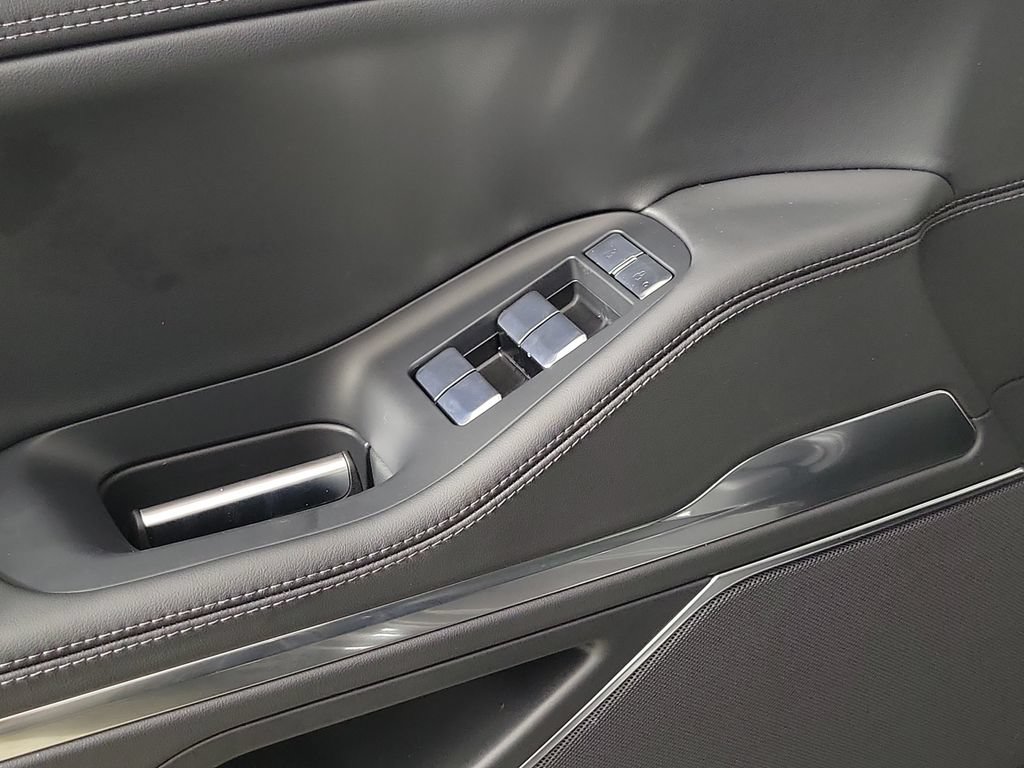 New 2027 Lincoln Navigator Premiere RWD image 22
