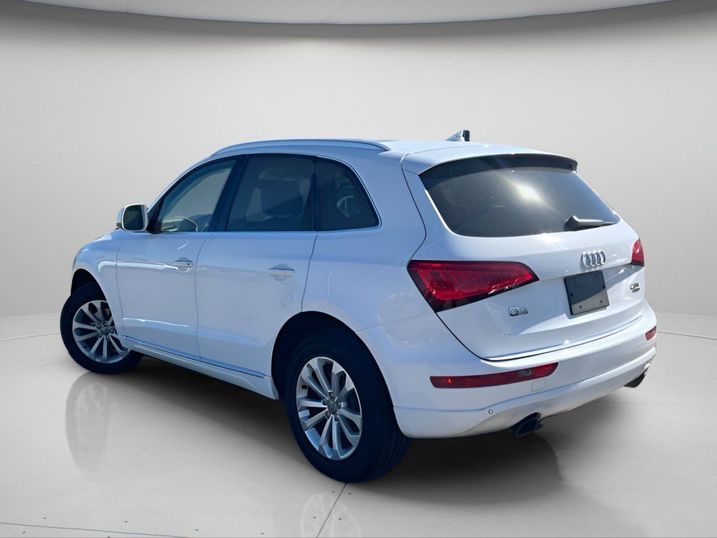 Used 2016 Audi Q5 2.0T Premium Plus w/ Technology Package AWD/4WD image 10
