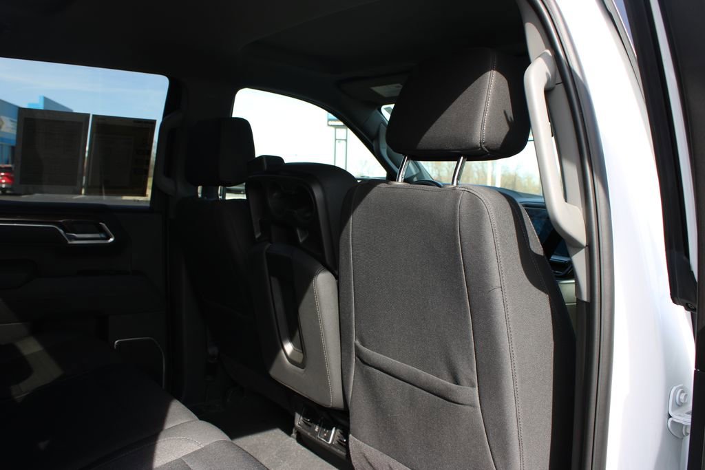 Used 2025 Chevrolet Silverado 1500 LT w/ Work Truck Package AWD/4WD image 31