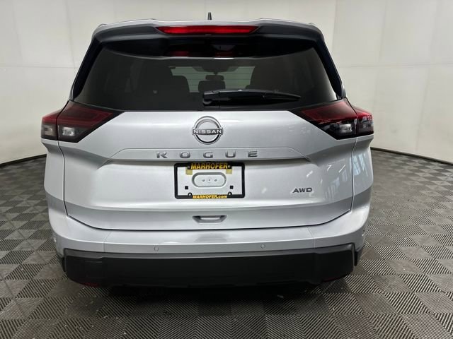 Certified 2025 Nissan Rogue S image 4