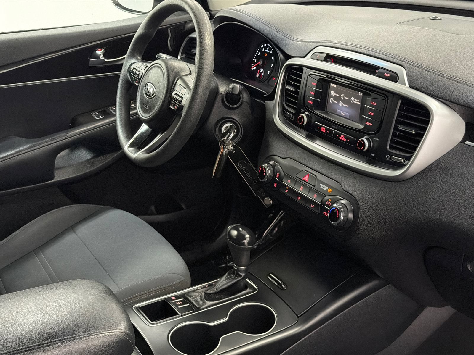 Used 2016 Kia Sorento LX AWD/4WD image 9